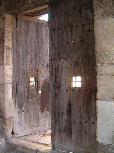 Portón Antiguo
